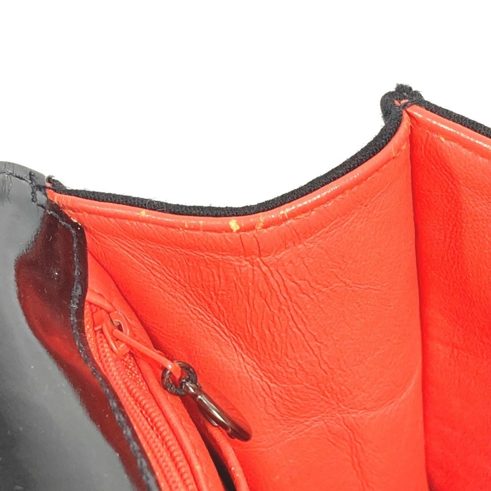 CHANEL Vintage Black Leather Logo Shoulder Bag - Picture 12 of 16